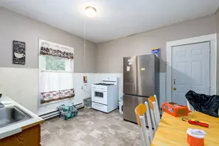 247 Mechanic St, Leominster, MA 01453 - Photo 21