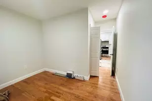 27 Waverly St, Boston, MA 02135 - Photo 17