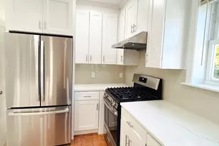 27 Waverly St, Boston, MA 02135 - Photo 7