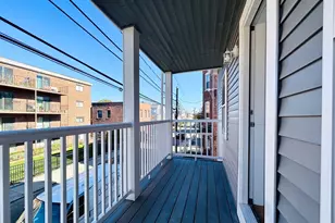 27 Waverly St, Boston, MA 02135 - Photo 9