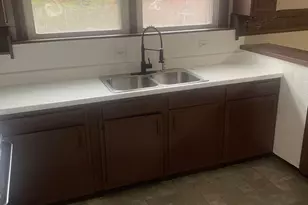 1 Cheney St, Orange, MA 01364 - Photo 35