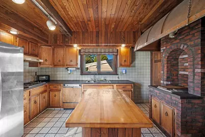 40 Harrington Ave, Revere, MA 02151 - Photo 15