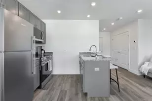 585 Essex St, Lynn, MA 01901 - Photo 5