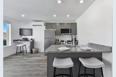 585 Essex Street #603, Lynn, MA 01901 - Photo 3