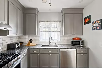 646 New Boston Rd, Fall River, MA 02720 - Photo 7