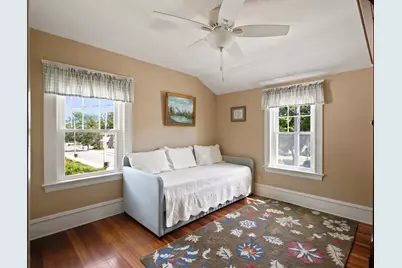 646 New Boston Rd, Fall River, MA 02720 - Photo 21