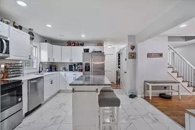 281 Newton Rd, Springfield, MA 01118 - Photo 11