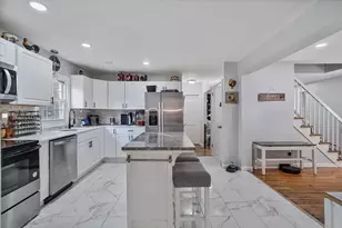281 Newton Rd, Springfield, MA 01118 - Photo 11
