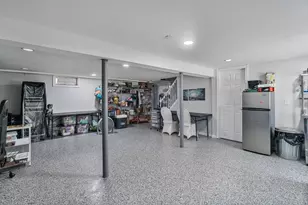 281 Newton Rd, Springfield, MA 01118 - Photo 37