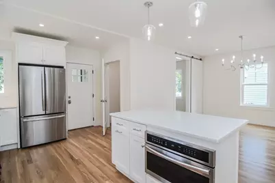 294 E Foster St, Melrose, MA 02176 - Photo 9