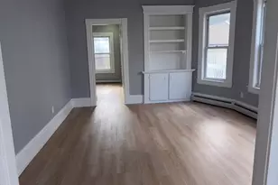 29 Burtt St, Lowell, MA 01851 - Photo 5