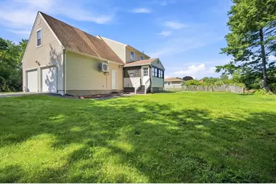 38 Green Meadow Ln, West Springfield, MA 01089 - Photo 9