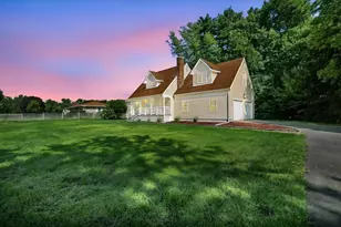 38 Green Meadow Ln, West Springfield, MA 01089 - Photo 1