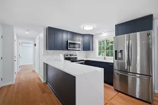 38 Green Meadow Ln, West Springfield, MA 01089 - Photo 13