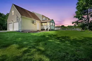 38 Green Meadow Ln, West Springfield, MA 01089 - Photo 3