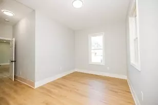 10 Jerome St, Boston, MA 02125 - Photo 17