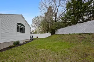 30 Mammola Way, Medford, MA 02155 - Photo 5