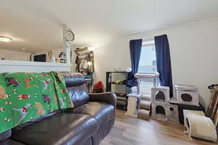 8 Jones St, Spencer, MA 01562 - Photo 5