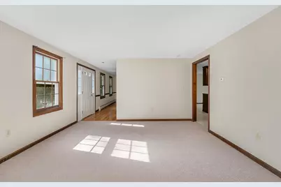 19 Appaloosa Drive, Methuen, MA 01844 - Photo 9