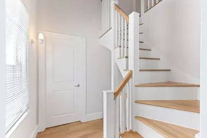 327-329 Hurley St #2, Cambridge, MA 02141 - Photo 21