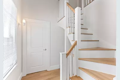 327-329 Hurley St #2, Cambridge, MA 02141 - Photo 21