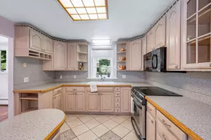 12 Wilton Dr, Wilmington, MA 01887 - Photo 9