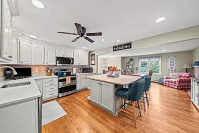 21 Corinth, Worcester, MA 01606 - Photo 7