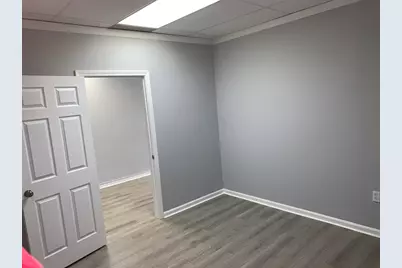 104 Main Street, Webster, MA 01570 - Photo 3