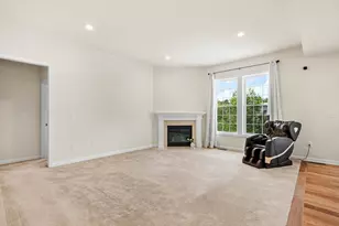 1 Hood Dr, Andover, MA 01810 - Photo 25