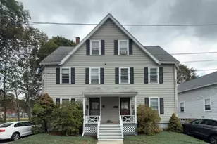 137 Lynde St, Melrose, MA 02176 - Photo 1