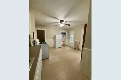 137 Lynde St. #2, Melrose, MA 02176 - Photo 3