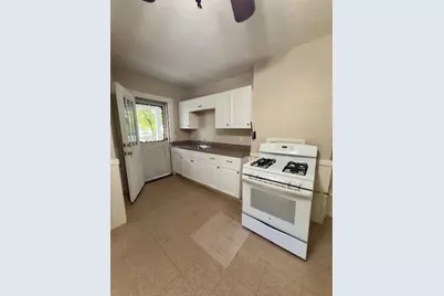 137 Lynde St. #2, Melrose, MA 02176 - Photo 5