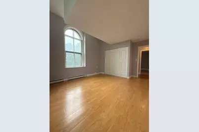 100 Captains Row #203, Chelsea, MA 02150 - Photo 3