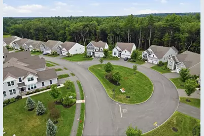 112 Glen Ellen Blvd #112, Millis, MA 02054 - Photo 3