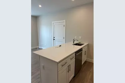 58 River Street #6, Boston, MA 02126 - Photo 3