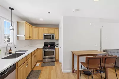 125 Mt Vernon St #D, Lowell, MA 01854 - Photo 7