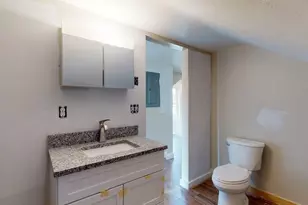 10 5th Ave, Webster, MA 01570 - Photo 9