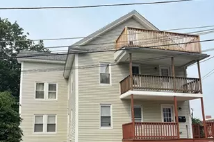 10 5th Ave, Webster, MA 01570 - Photo 1