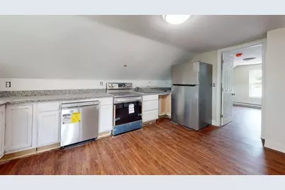 10 Fifth Ave #3, Webster, MA 01570 - Photo 5