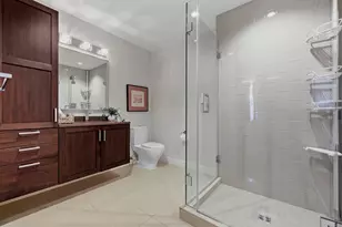 32 Traveler St, Boston, MA 02118 - Photo 25