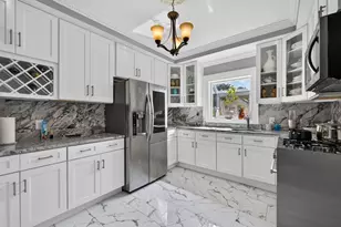 153 Belmont St, Fall River, MA 02720 - Photo 13