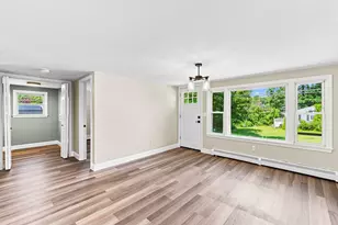 97 Plymouth Ave, Wareham, MA 02538 - Photo 5