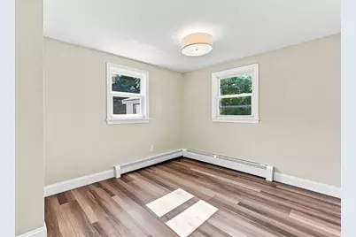 97 Plymouth Ave, Wareham, MA 02538 - Photo 17