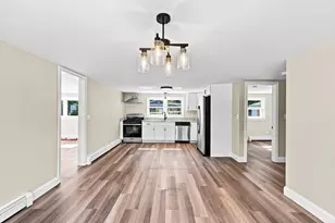 97 Plymouth Ave, Wareham, MA 02538 - Photo 7