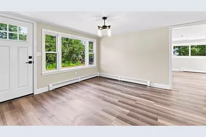 97 Plymouth Ave, Wareham, MA 02538 - Photo 7