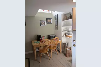 12 Newport Rd. #B, Cambridge, MA 02140 - Photo 3