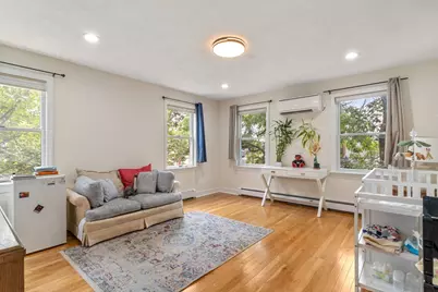 14 Belmont St #A, Somerville, MA 02143 - Photo 9