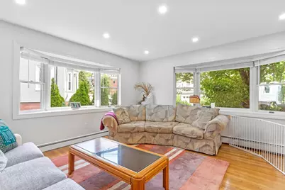 14 Belmont St #A, Somerville, MA 02143 - Photo 5