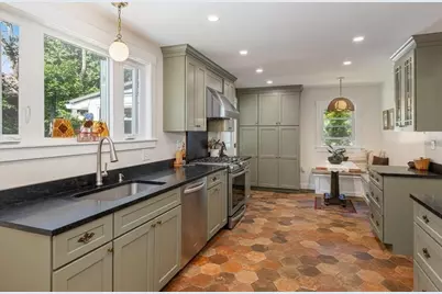 65 Congress St, Amesbury, MA 01913 - Photo 13