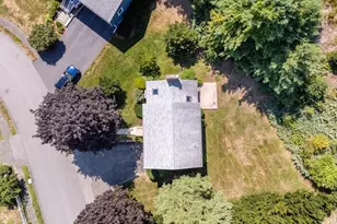 27 Valley Rd, Needham, MA 02492 - Photo 7
